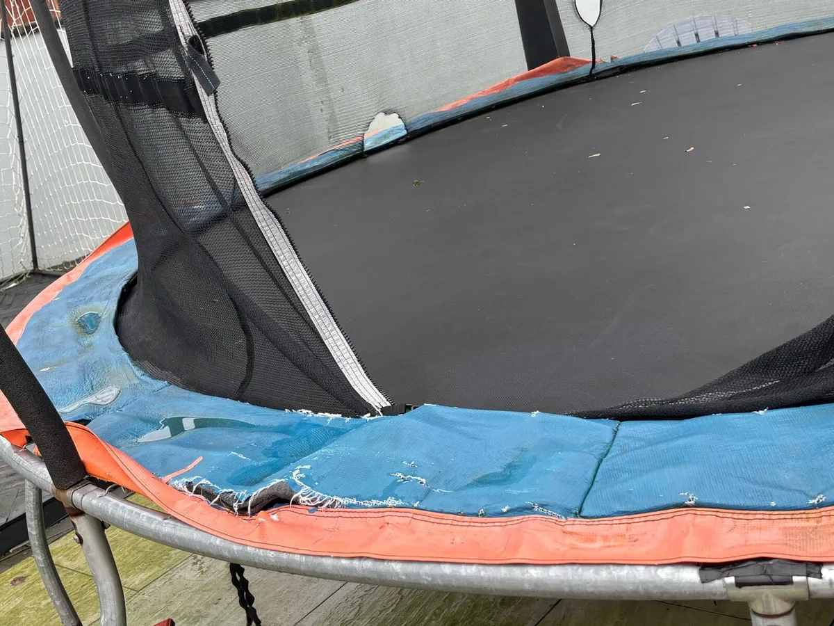 15ft trampoline - Image 2