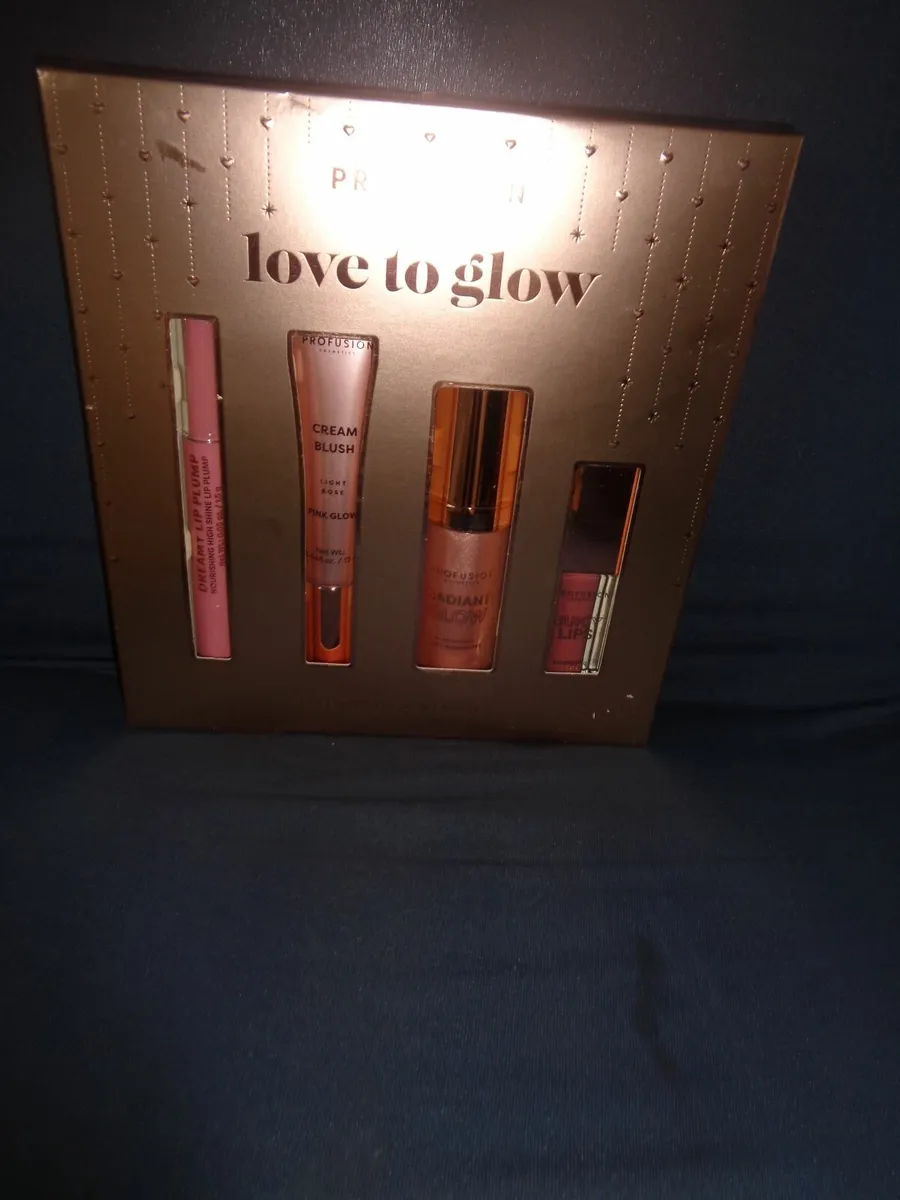 Profusion Love to Glow Beauty Set for Sale - Image 2
