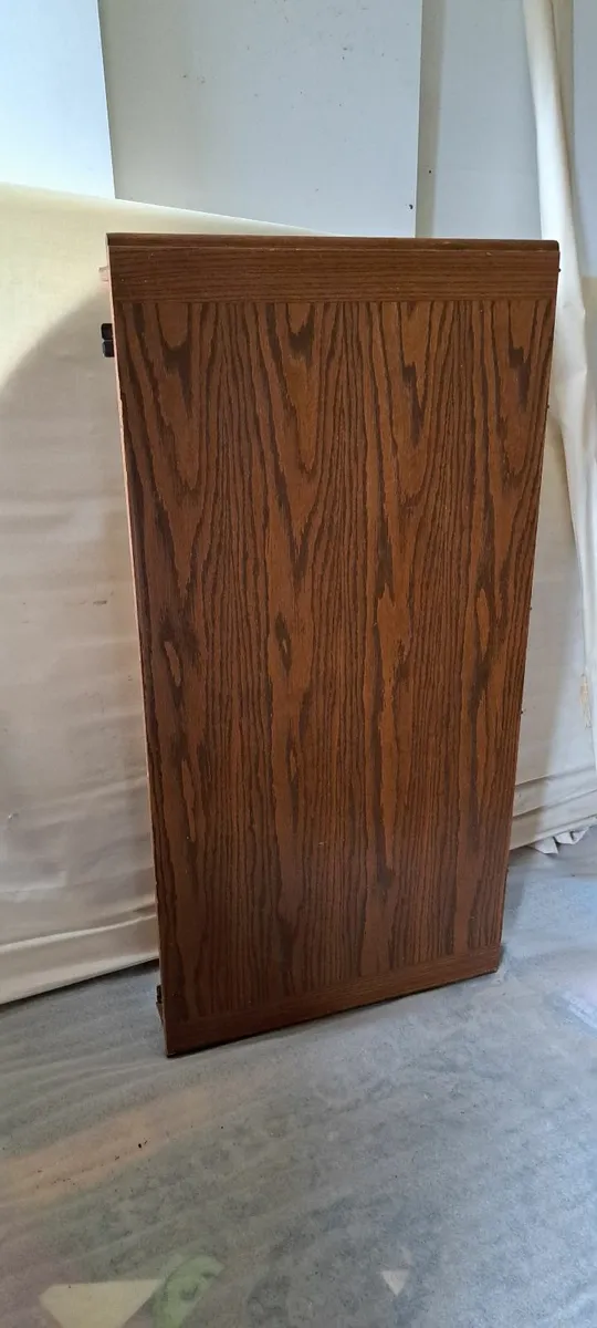 Oak Round Dining Table and 6 Oak Chairs - Image 3