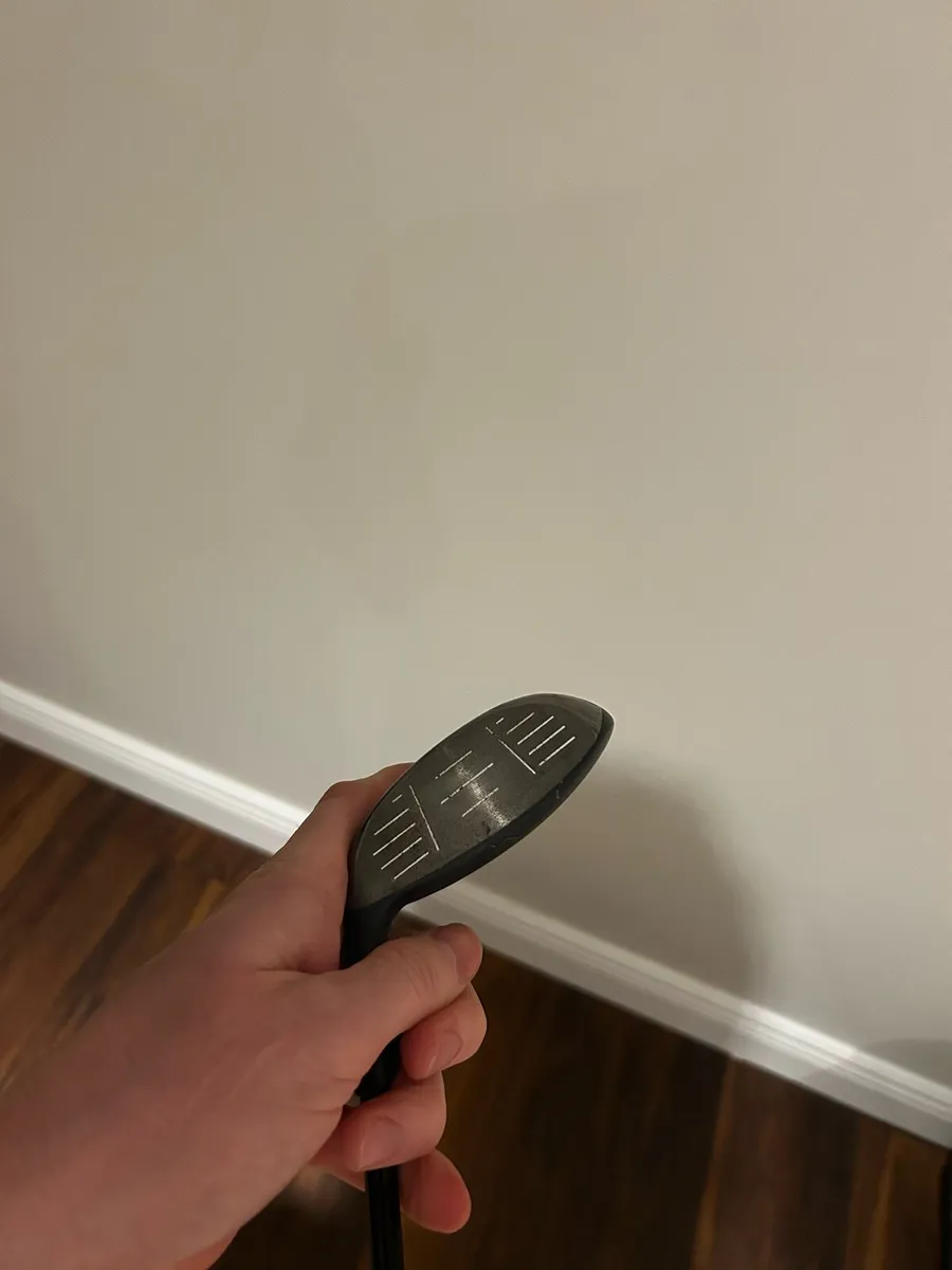 Callaway Rogue 3 Wood – Excellent Condition - Image 3