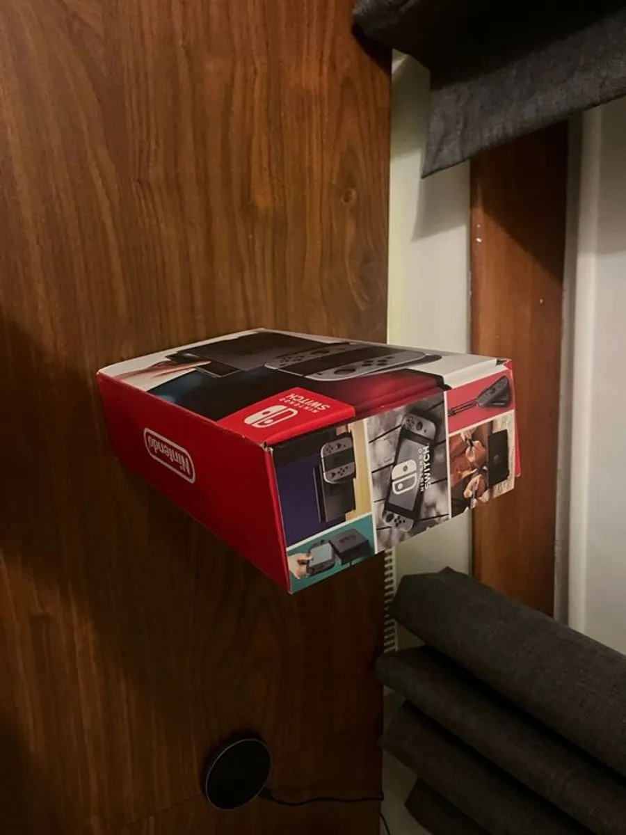 Nintendo Switch bundle - Image 4