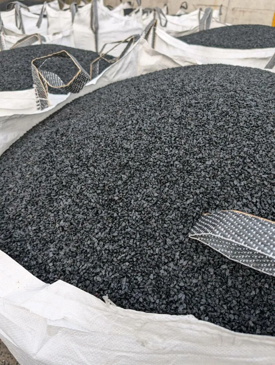 Carbon Granules - for landscaping gardening - Image 1