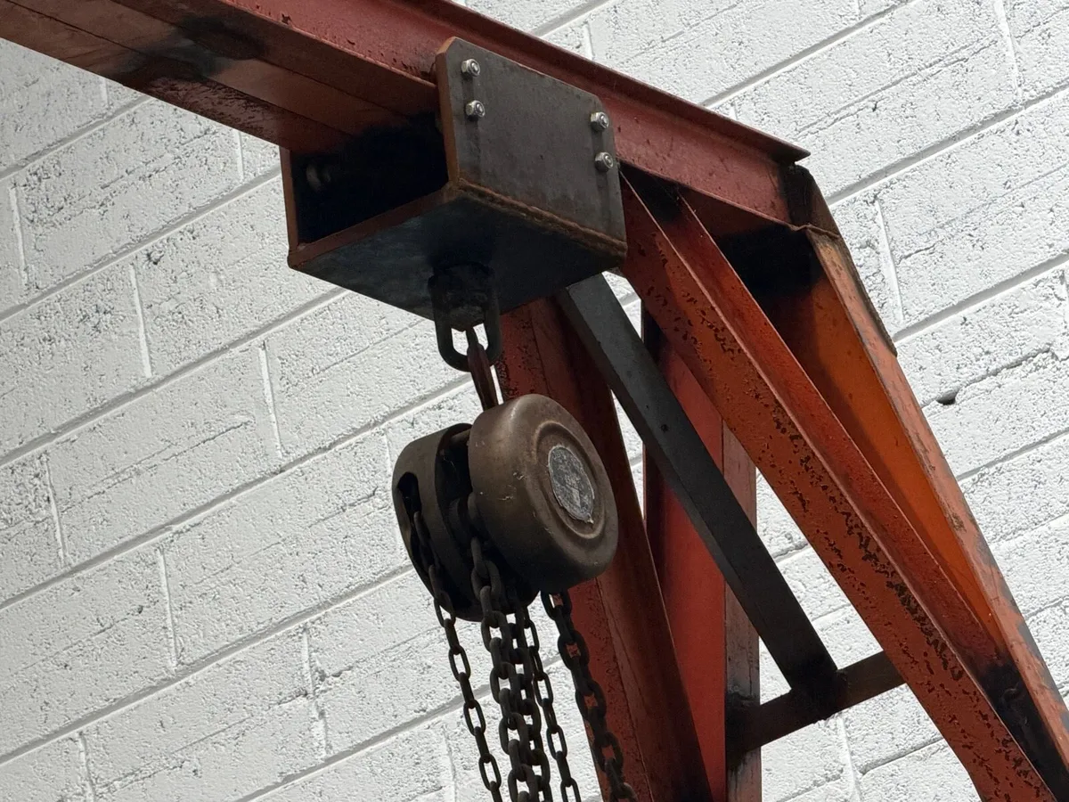 Heavy Duty Steel Hoist Frame with Pulley - Image 2