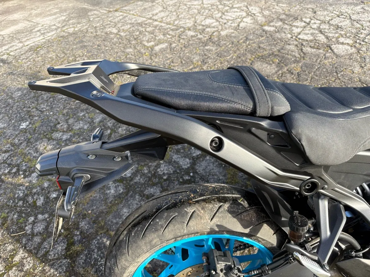 MT09 Rear Rack & Mounting Plate - Image 4