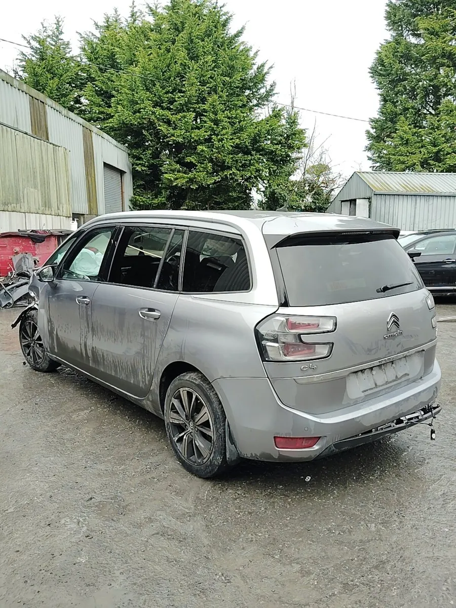 Breaking Citroen C4 picasso 2019 diesel - Image 3