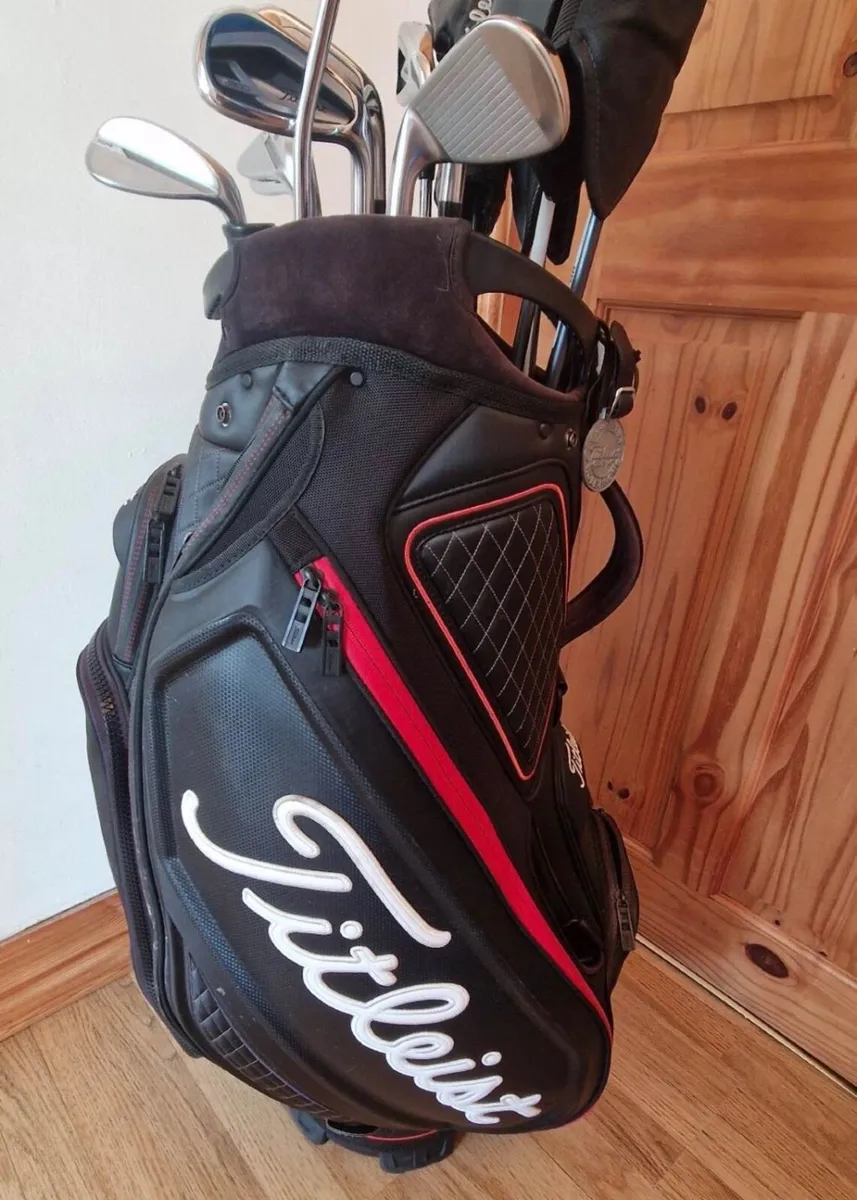 Golf clubs - Image 1