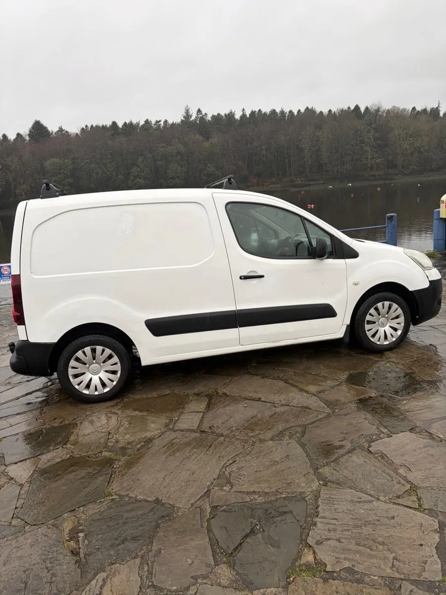Citreon berlingo 2013 new cvrt - Image 4