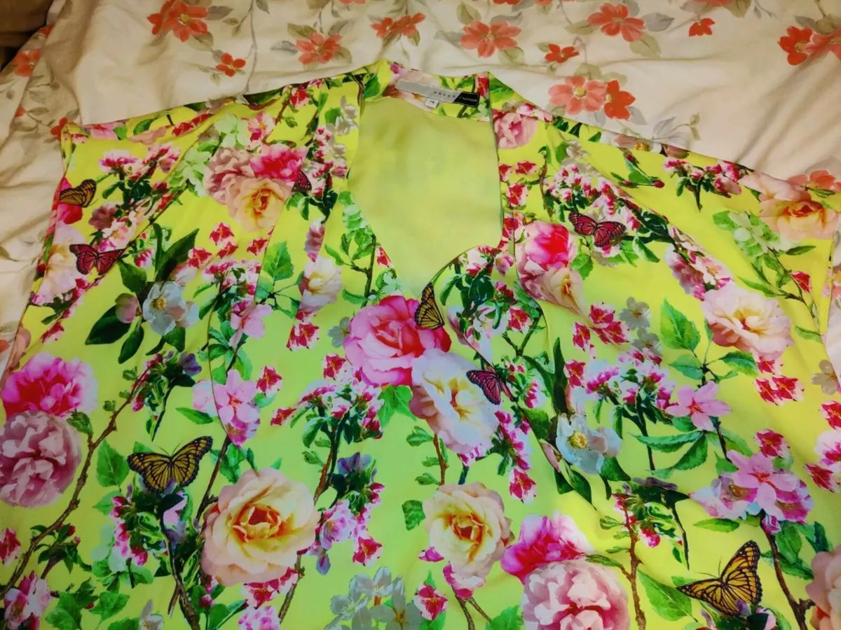 MUSTARD FLORAL, New Designer Slip-Over Blouse ! - Image 1