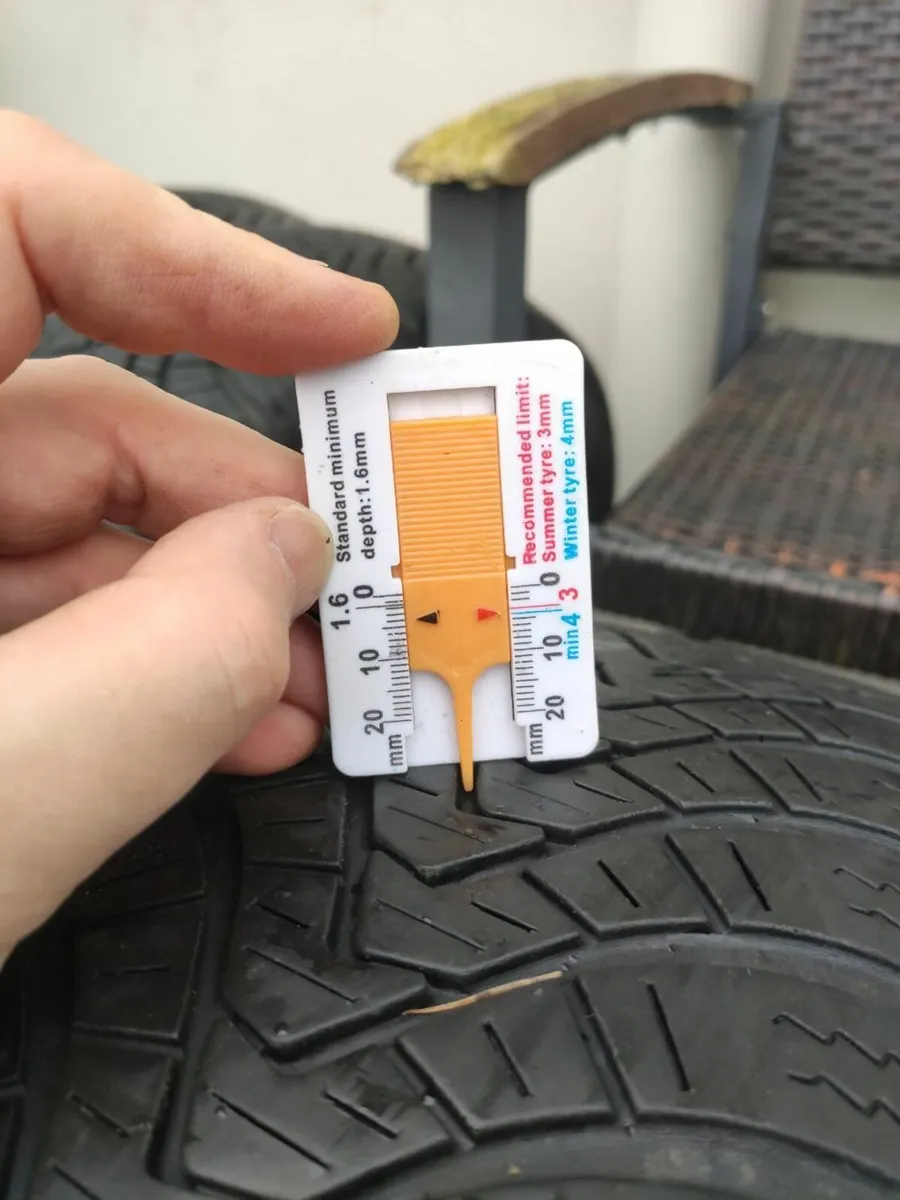 4 Laufenn 175/65 R14 M+S   All-Season Tyres - Image 4