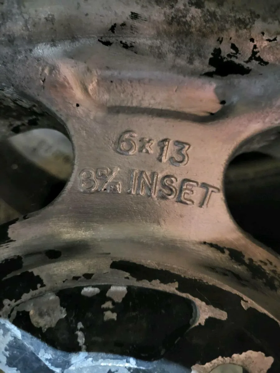 Cobra Super Slots 13" Wheels - Image 2