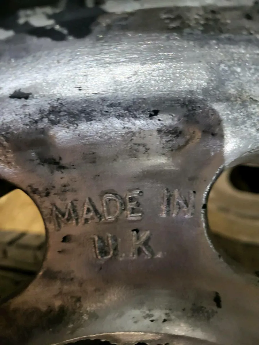 Cobra Super Slots 13" Wheels - Image 3