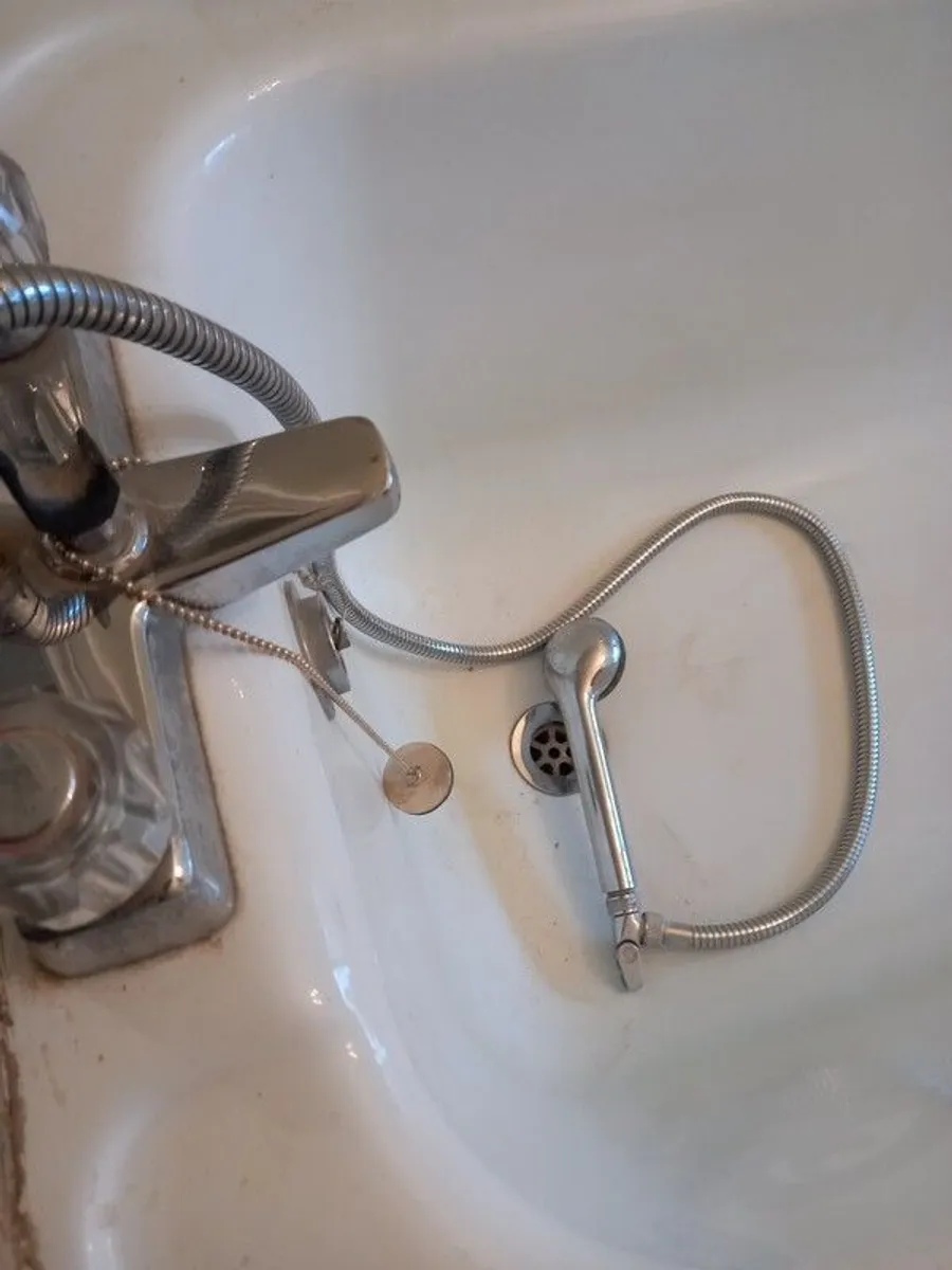 Cast iron Bath - Image 3