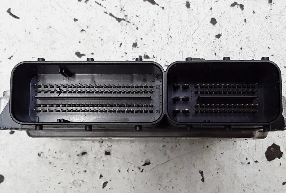 ECU BMW 3series e90 e91 0281015042 - Image 3