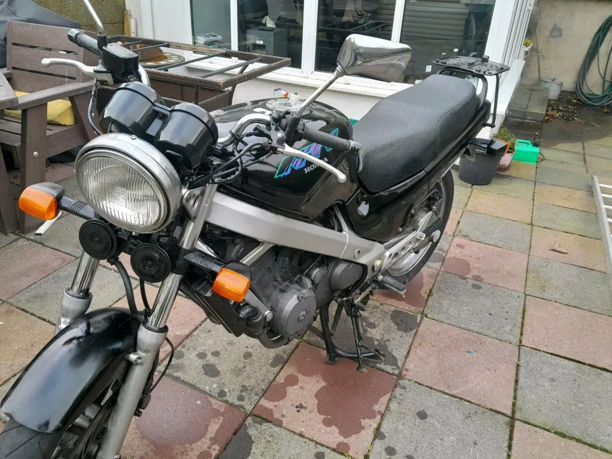 Honda ntv 650 - Image 4