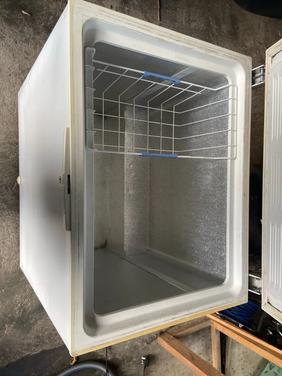 Chest Freezer - Image 3