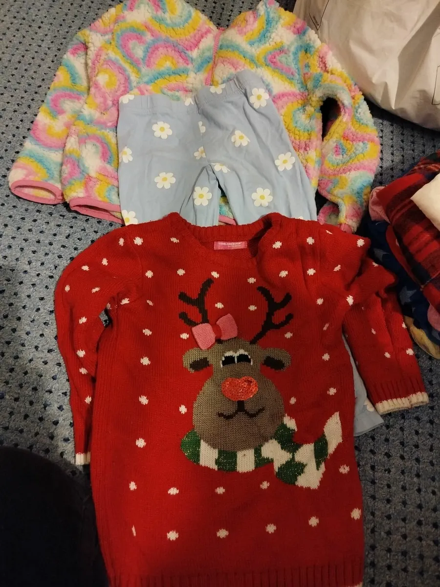 Clothes aged 3-5 - Image 4