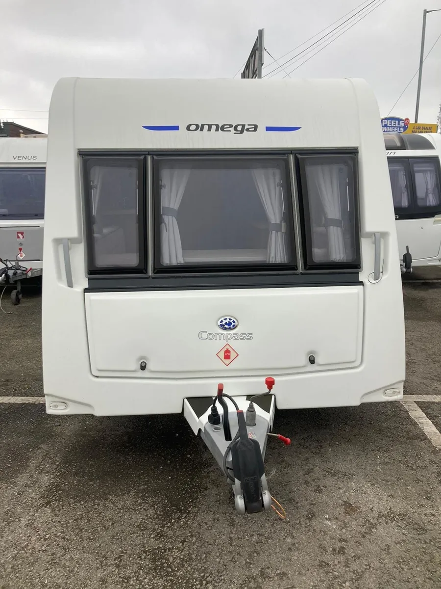 Compass omega 2 berth like new * - Image 4