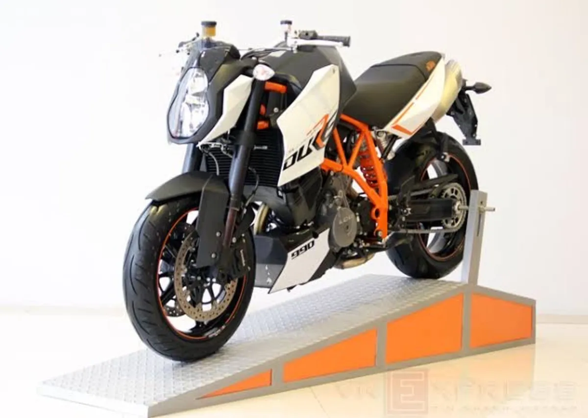 990 Superduke - Image 3