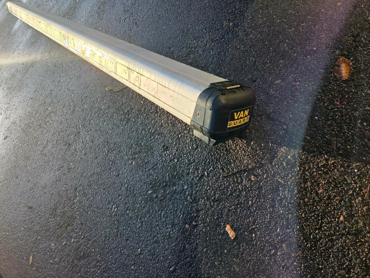 Van pipe carrier - Image 1