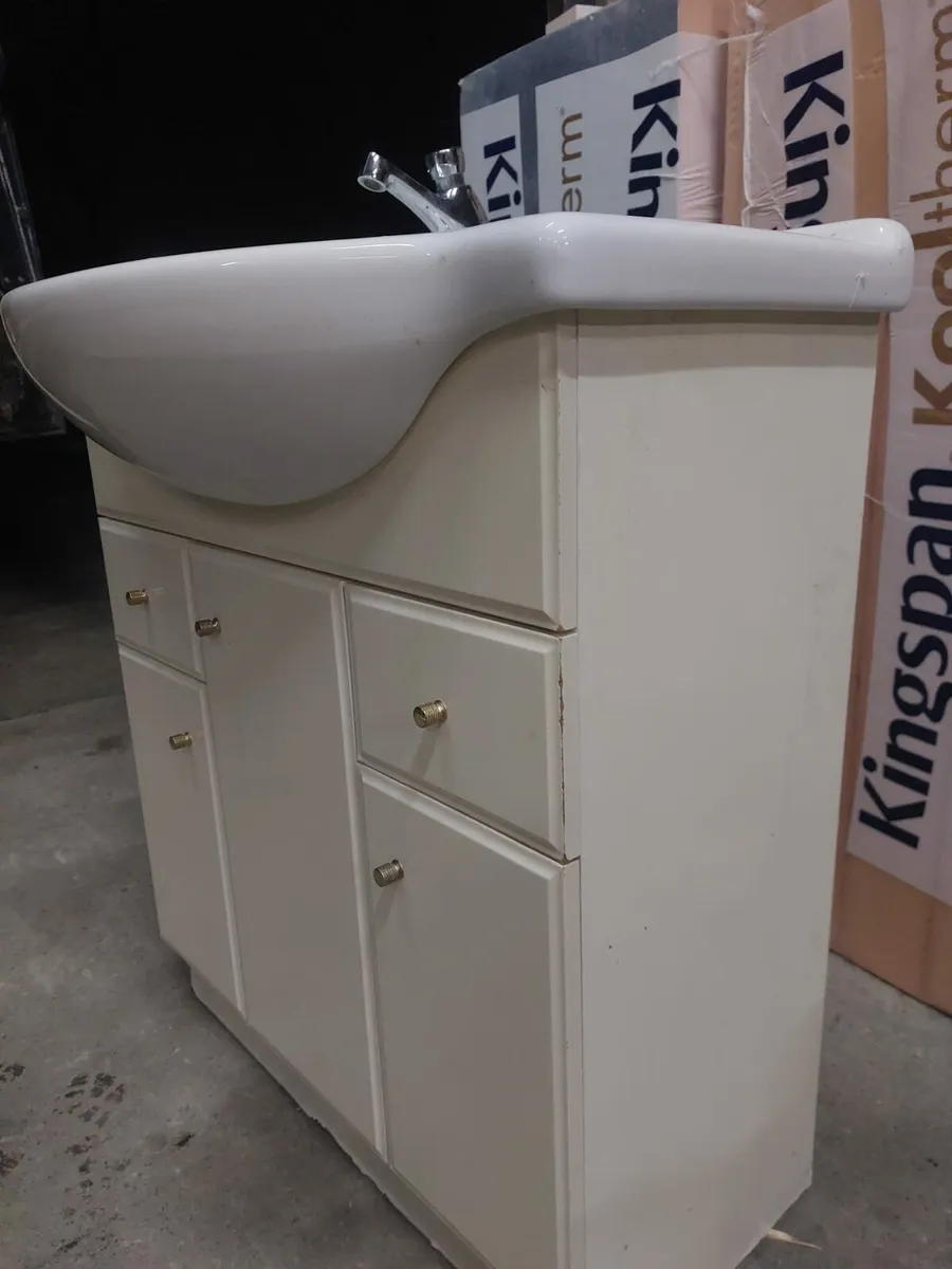 Bathroom Vanity Unit, Sink &Tap - Image 3