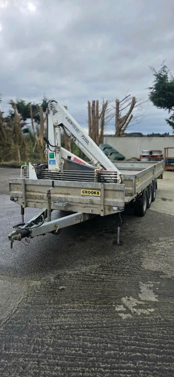 Crooks Trailer with 5m Crane - Image 2