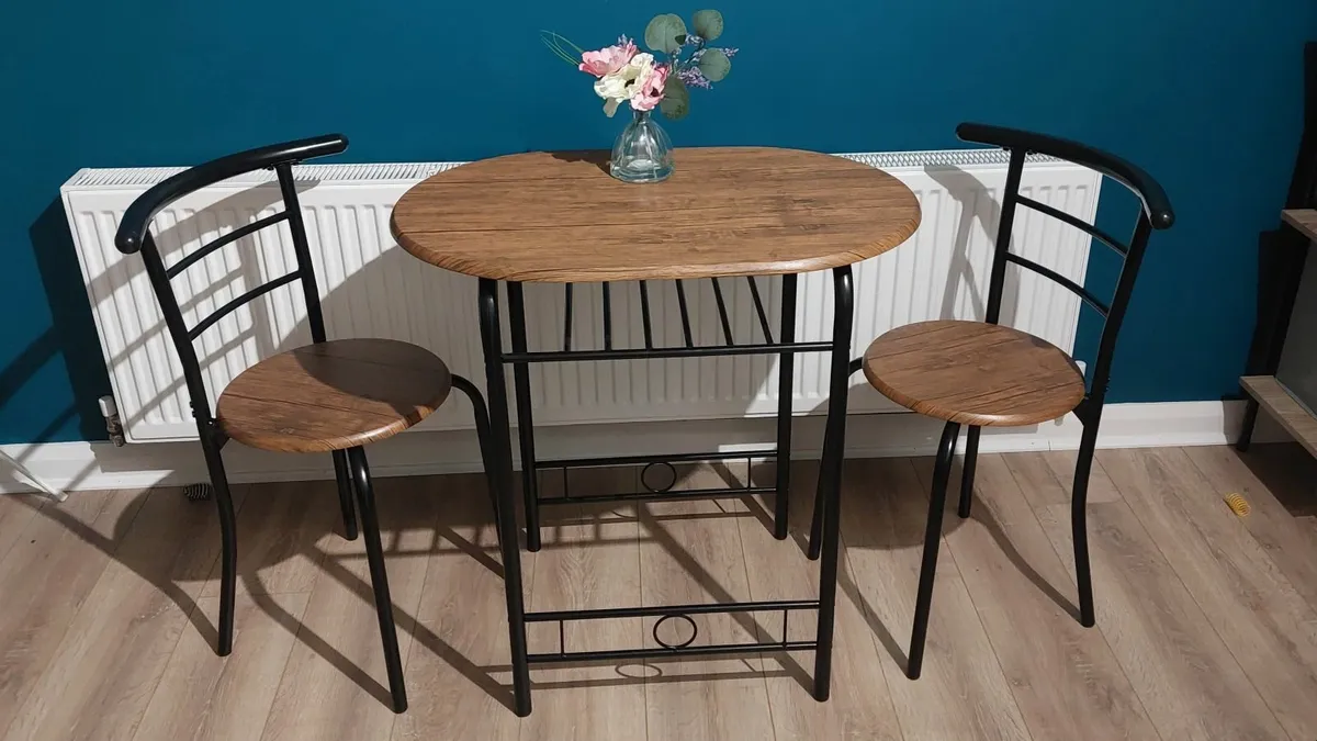 Kitchen table & two chairs - Image 1