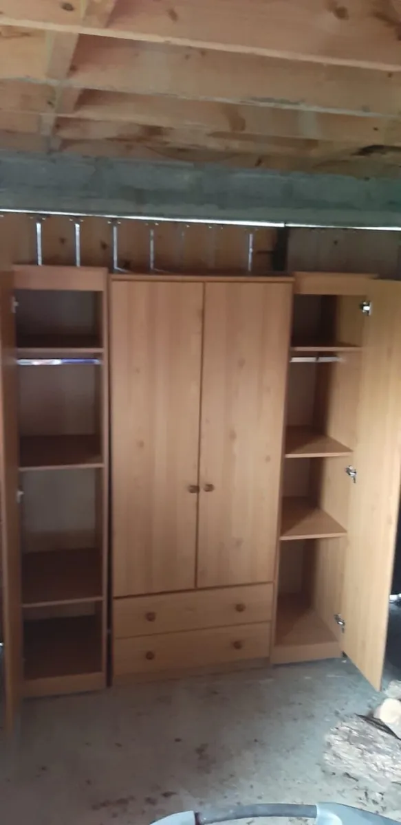 Wardrobe - Image 2