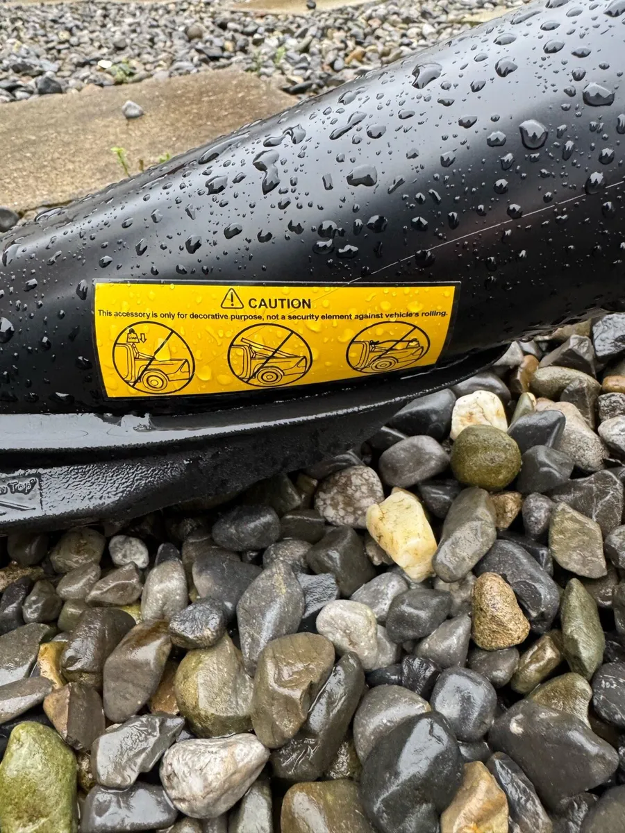 Toyota Hi-Lux Roll Bar / Over bar. - Image 3