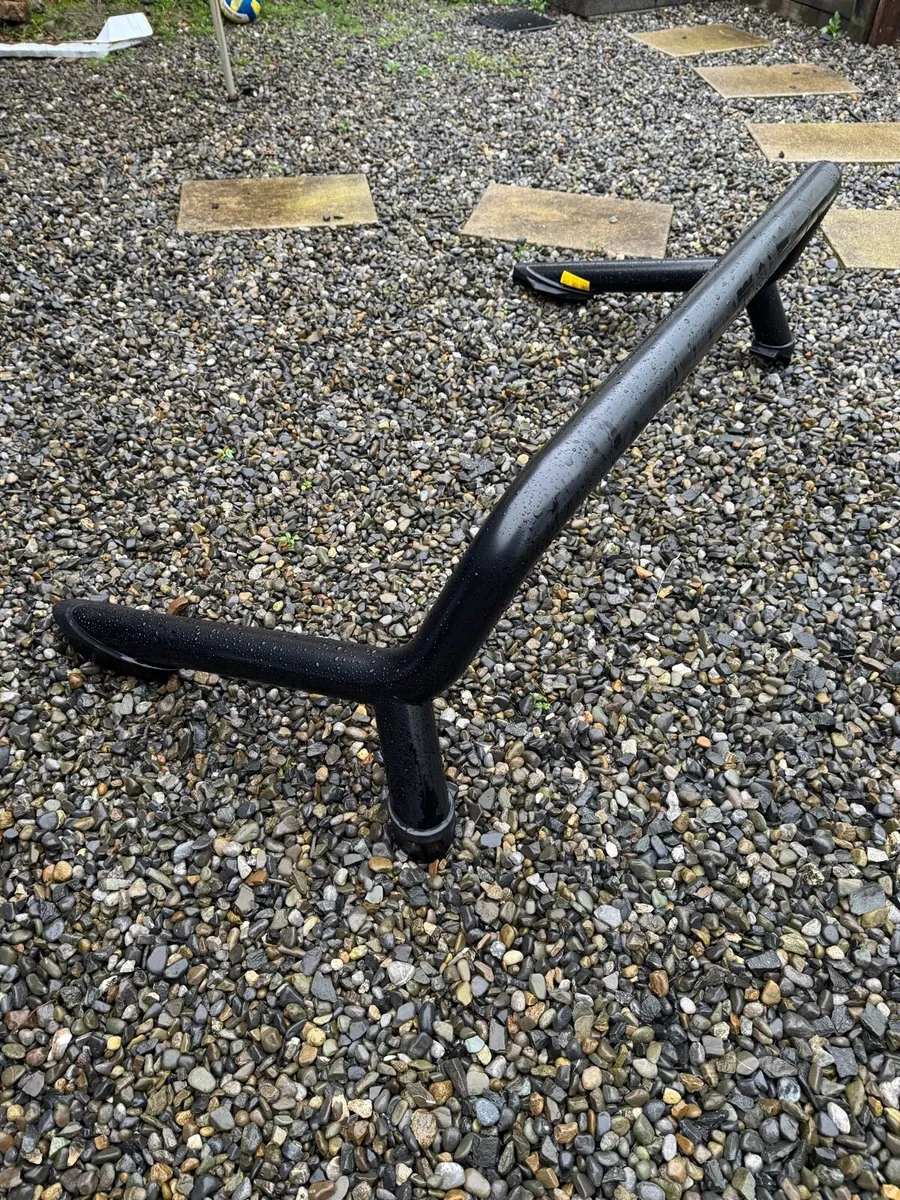 Toyota Hi-Lux Roll Bar / Over bar. - Image 2