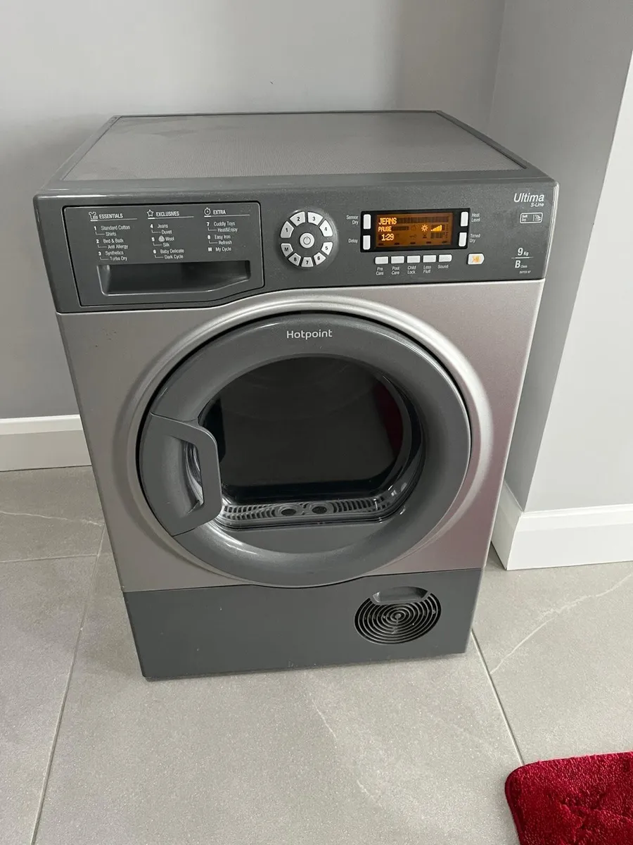 Hotpoint 9kg condenser tumble dryer - Image 2