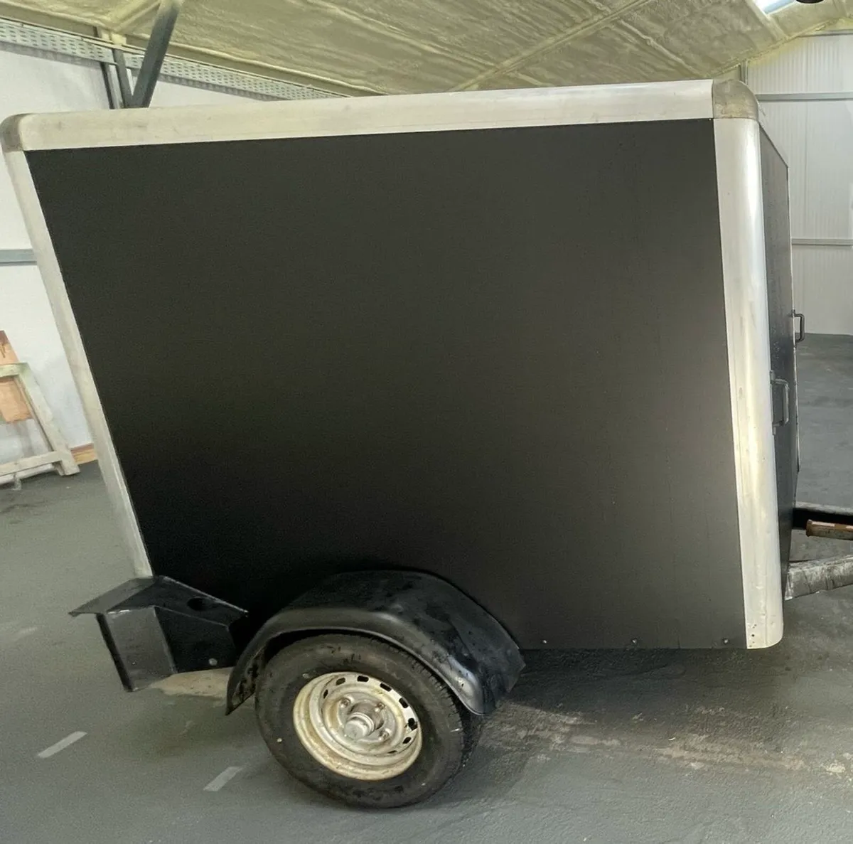 Box Trailer - Image 1
