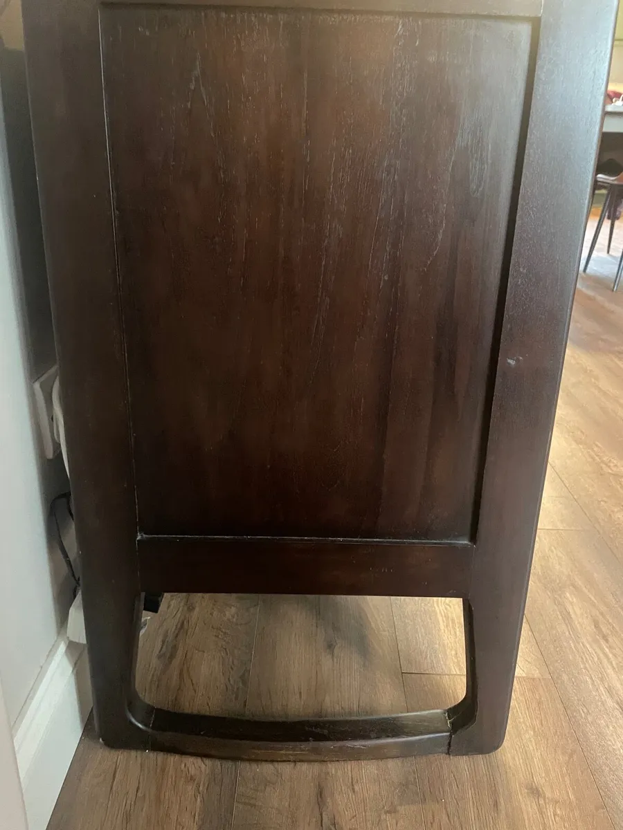Sideboard - Image 3