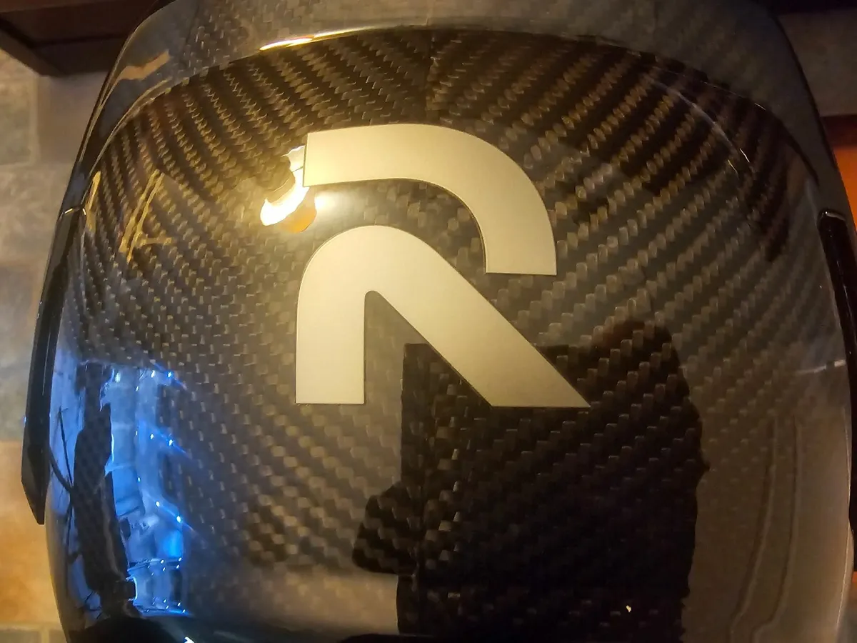 HJC rpha 70 Carbon - Image 4