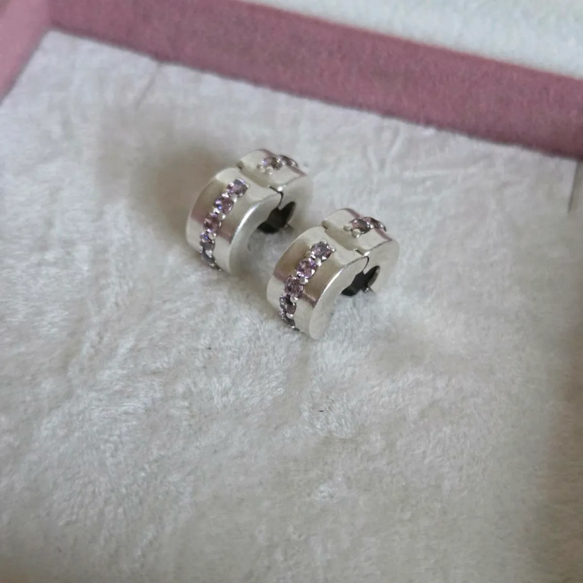 Pandora sparkling pink row clips charm ×2 - Image 1