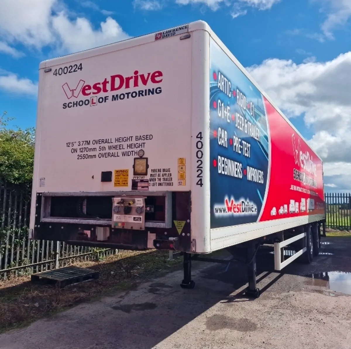 2015 Lawrence David Tandem rear steer box trailer - Image 4