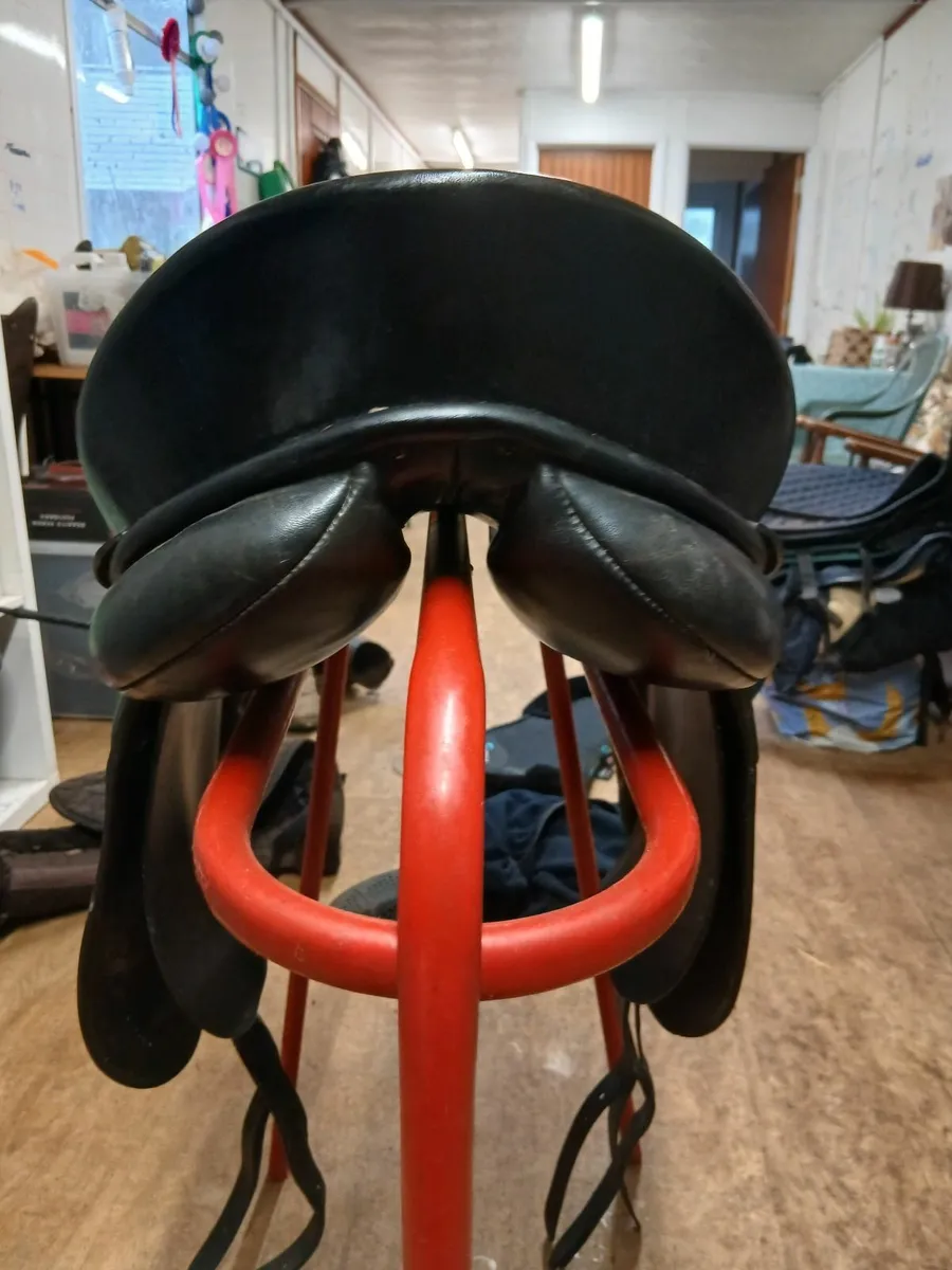 17' Dressage Saddle - Image 2