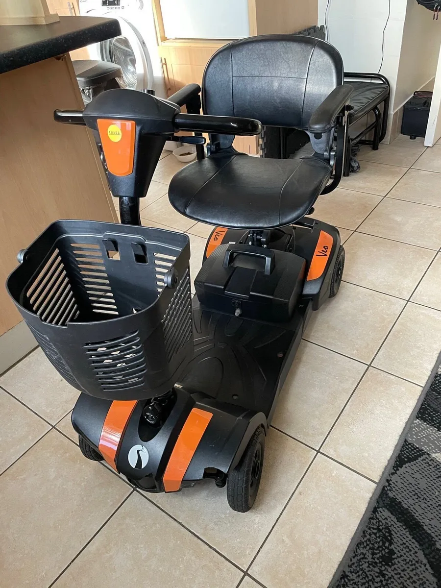 Mobility scooter - Image 1