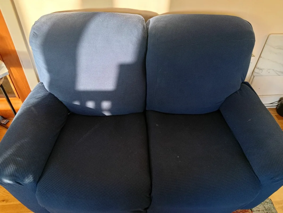Recliner sofa ( electric ) - Image 1