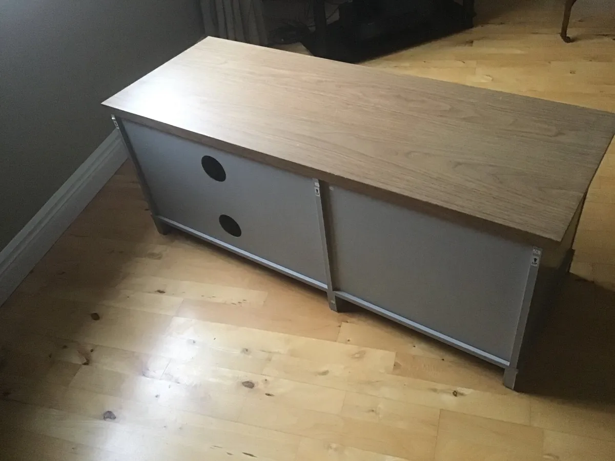 TV Unit - Image 3