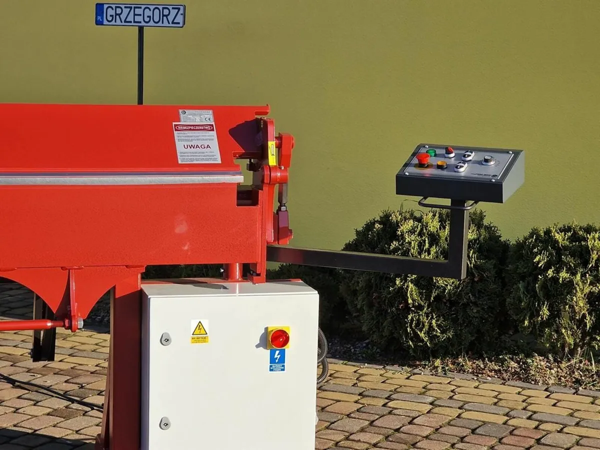 electric sheet metal folder RED-3200/1mm - Image 3