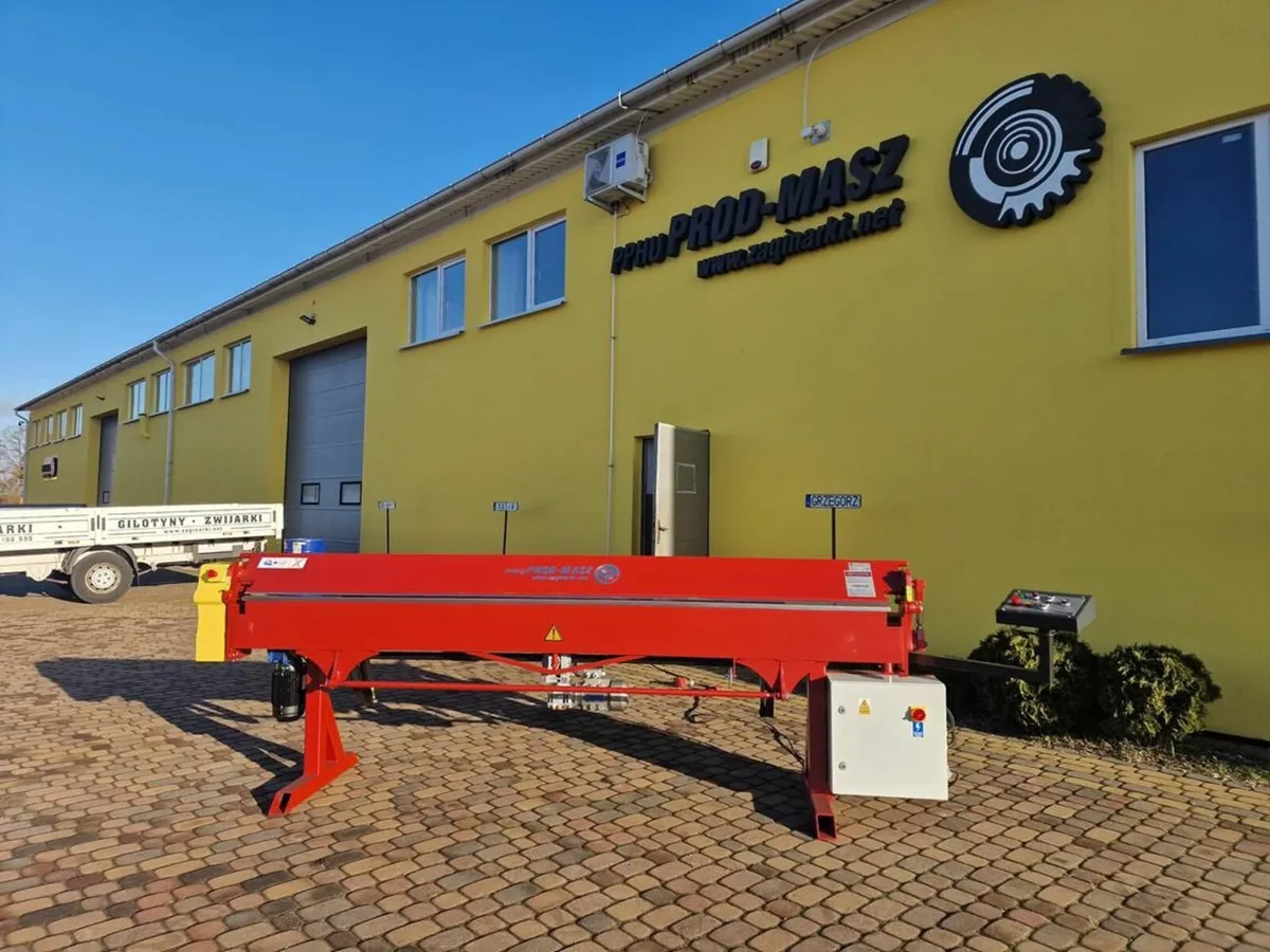 electric sheet metal folder RED-3200/1mm - Image 1