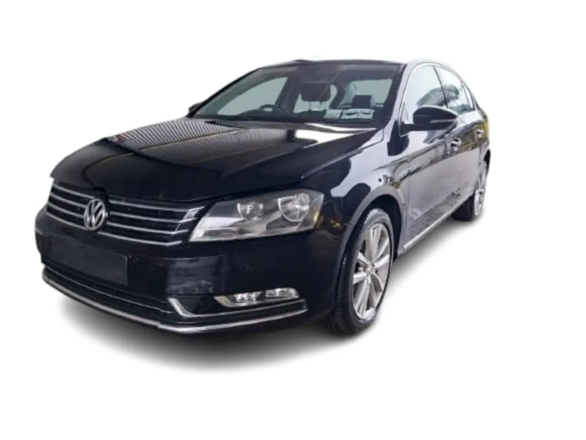 2011 VOLKSWAGEN PASSAT For Breaking/Dismantling - Image 1