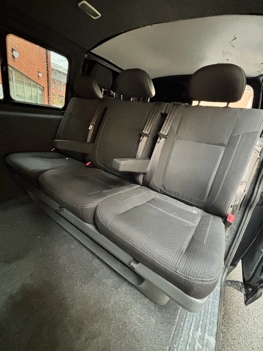 Vw transporter T6 crew cab seating - Image 1