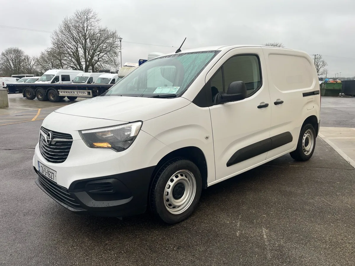 Opel combo 2021 - Image 1