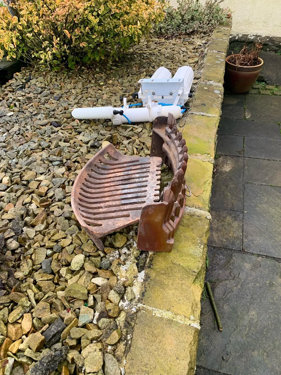 16” grate new grange candle holder - Image 1