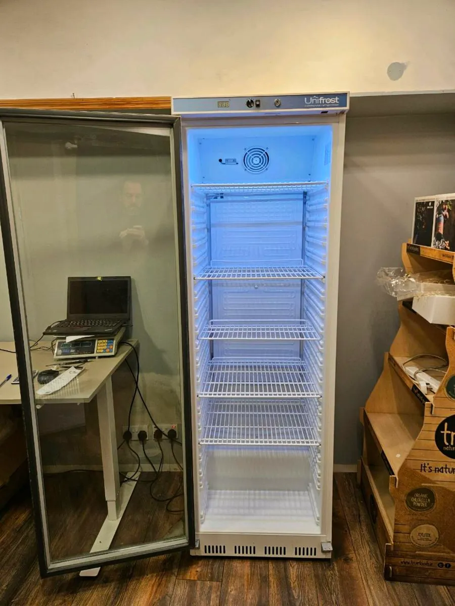 Shop fridge (single door) - Image 2