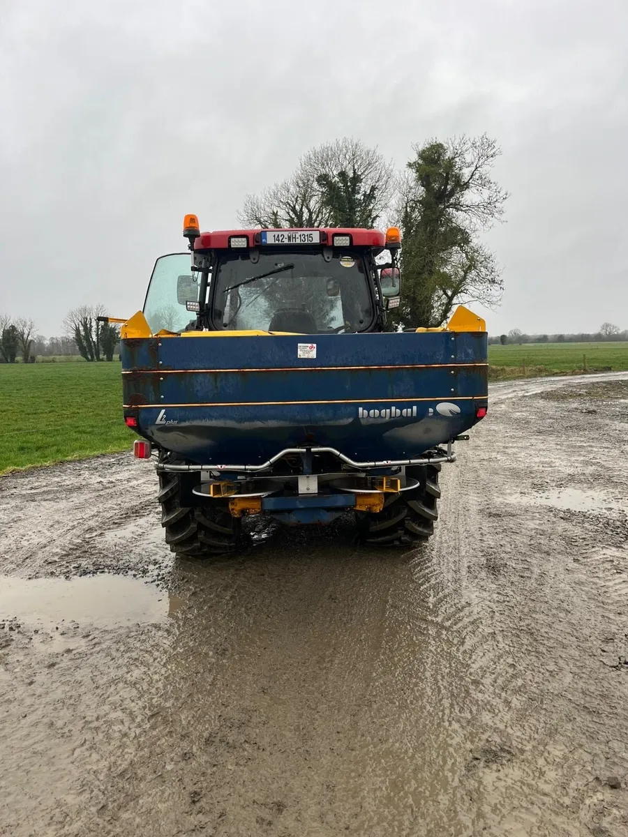 Bogballe 1.5 tonne Fert spreader - Image 1