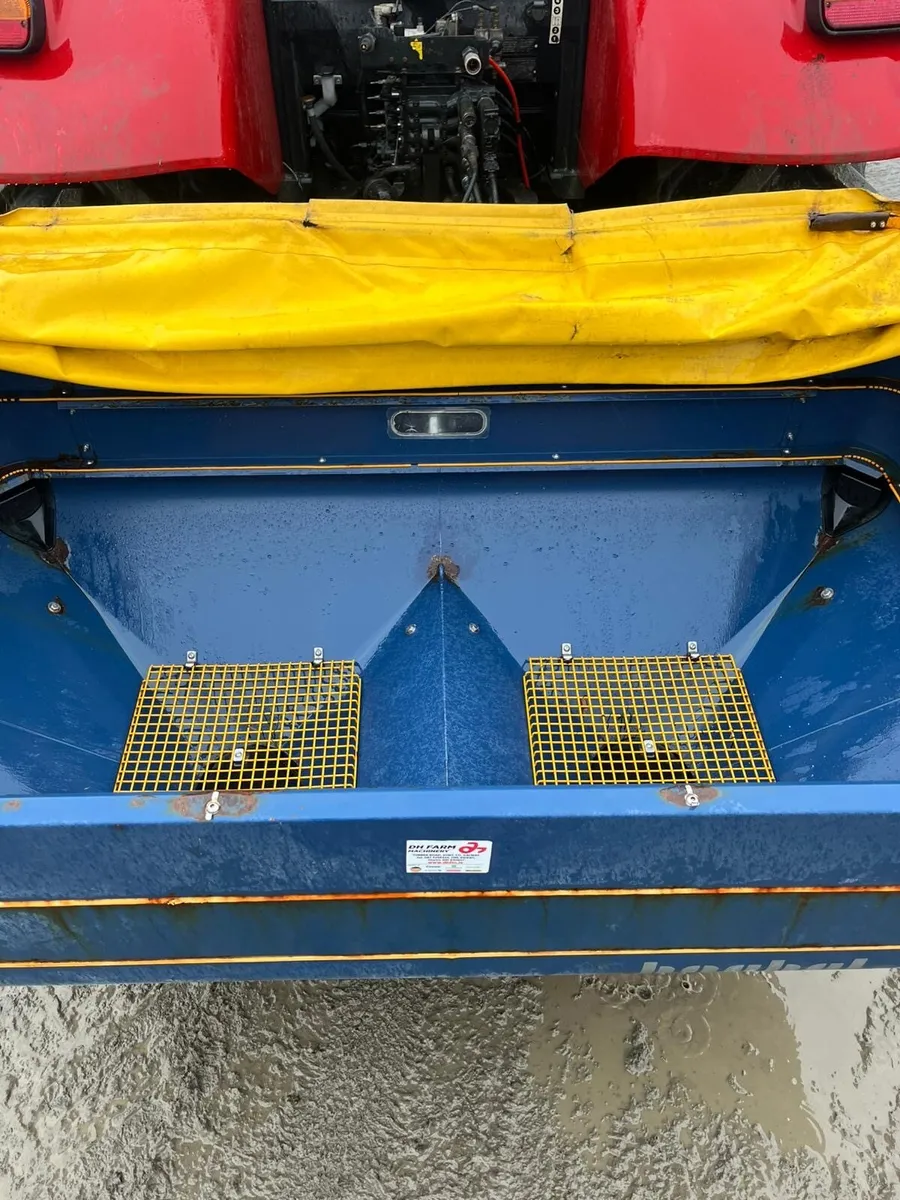 Bogballe 1.5 tonne Fert spreader - Image 2