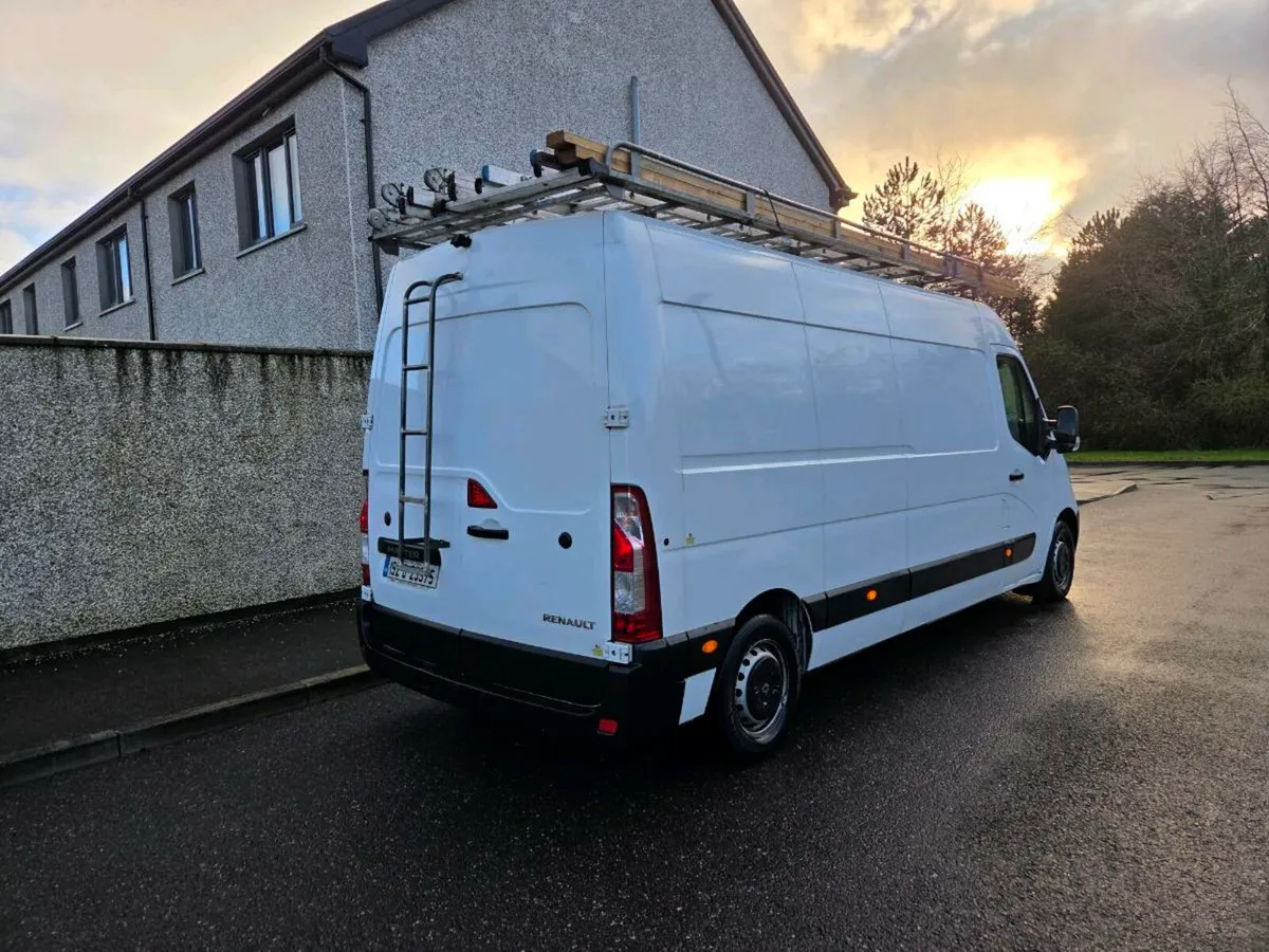 19 Renault master 2.3 Diesel - Image 4