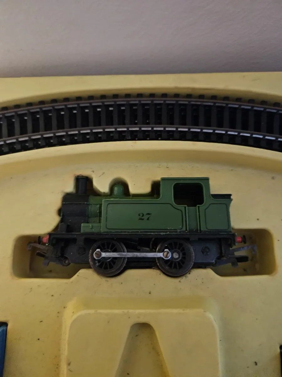 Hornby Triang OO Gauge Train Set - Image 3